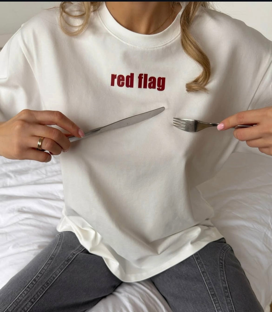 Red Flag Tshirt Women